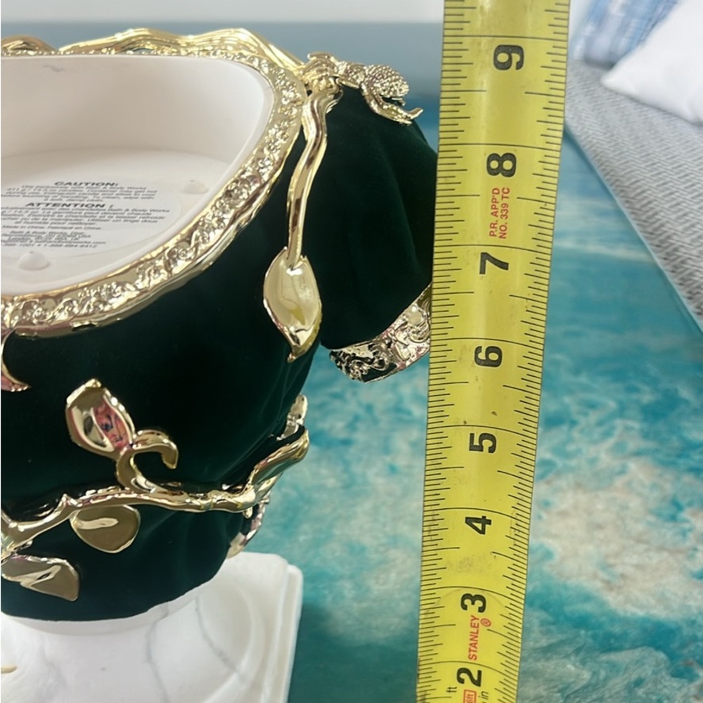 Bath and Body Works Halloween candle holder - Picture 4 of 6